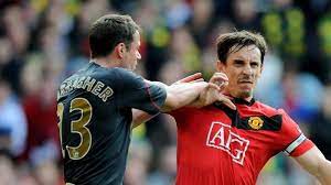 Gary neville & teddy sheringham talk man united, roy keane and more | otb remote roadshow special. Jamie Carragher Ejek Gary Neville Setelah Liverpool Juara Liga Inggris Dia Sembunyi Di Gua Halaman 2 Tribun Manado