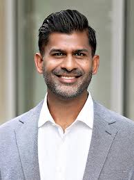 Prakash Patel's Instagram, Twitter & Facebook