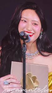 Celebrating Shen Yue's Achievements and Happiness