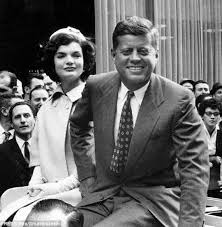 Pin On John F And Jacqueline Kennedy The United States 35th President And First Lady