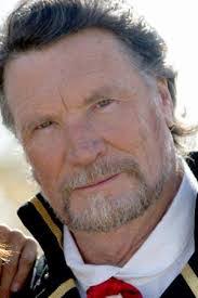 Ken Perez's Instagram, Twitter & Facebook