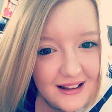 Amy Worth (AwesomelyWorthless)