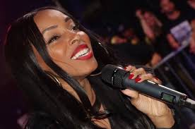 Betfred Challenge Cup Final: Sabrina Washington to perform National Anthem