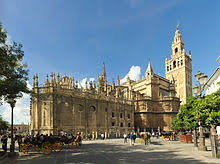 جلبت لنا أمي هذه المزهرية من اشبيلية. Seville Cathedral Wikipedia
