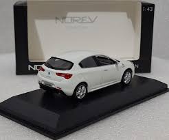 Image result for Bianco Divino 2010 Giulietta