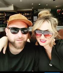 Back to the drawing board having been let down again. My fiance and I who  have been together for 11 years and are both from dorset are looking for a  2 bed