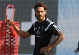 E, dessa vez, foi indicado ao time do parque são jorge como uma possibilidade para o elenco. Joaquin Larrivey Cambia El Celta Por El Bani Yas