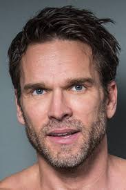 Faces in the Crowd (2011)