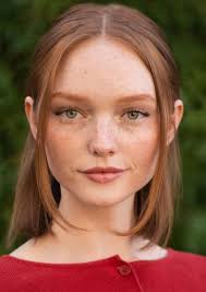 Fan Casting Samantha Cormier as Simone Summers in Rainbow High