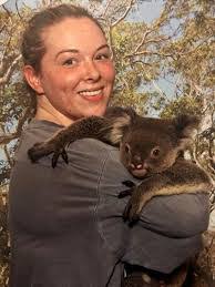 Tessa Davidson's Instagram, Twitter & Facebook