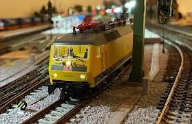 Ls models wurde 1992 aus der beobachtung der armut des belgischen modellmarktes geboren: Spur H0 Die Neuen 120er Von Ls Models Qualitatsprobleme