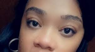 Jean Pounds's Instagram, Twitter & Facebook