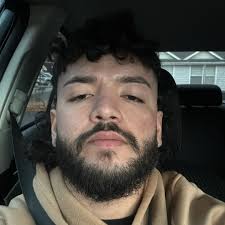 Here's a collab I'm doing with VTSS Online some very early prototype images  of my Spongebob and Patrick figures. Still very early and bound to change  more, but very happy with the