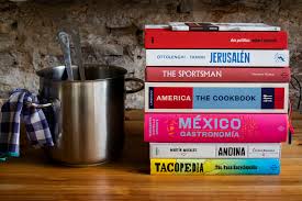 Un libro de cocina gana como mejor libro de recetas del mundo en un concurso mundial de libros de gastronomía y recetas de prestigio internacional. Libros Para Escapadas Gastronomicas Por El Mundo Guia Repsol