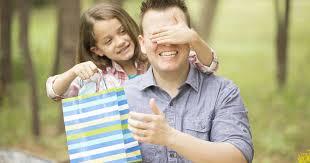 El día del padre celebra la unión entre padres e hijos. El Dia Del Padre Se Celebrara En Otra Fecha