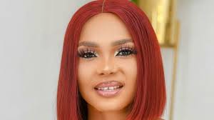 Avdol is a stand user and wields the fire manipulating stand, magician's red. Iyabo Ojo Comforts Bimbo Oshin Over Husband Dudu Heritage S Death Qed Ng