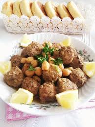 Mtewem En Sauce Blanche Gourmandise Assia Recette Mtewem Recettes De Cuisine Recette De Cuisine Algerienne