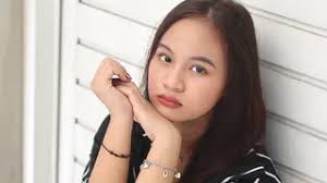 Caitlyn Jenner Diganjar Transgender Champion