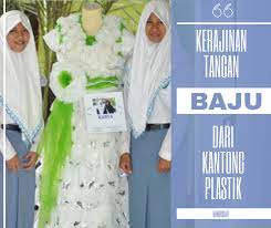Kita bisa membuat nilai tambah dan terlihat lebih menarik dari limbah sedotan plastik, dengan cara menjadikan kerajinan tangan dari sedotan yang tentu saja ini tidak banyak membutuhkan keterampilan atau pelatihan. Cara Membuat Baju Dari Koran Untuk Anak Yang Mudah