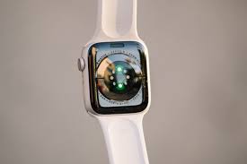 Apple watch series 6 is still the best smartwatch to buy the most notable changes to the apple watch series 6 include blood oxygen tracking, a faster processor, and a new 2.5x brighter. Apple Watch Series 6 Im Test