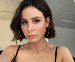 Allerdings gibt es einige fans, die die sängerin verteidigen und die angebliche ähnlichkeit zwischen den beiden musikvideos bestreiten. Lena Meyer Landrut Sorgt Mit Neuem Post Fur Wirbel Fans Sind Vollig Enttauscht