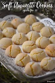 Did You Ever Think It Was Possible To Make Soft Amaretti Cookies Just Like The Ones That You Find In It Amaretti Cookies Italian Cookies Italian Cookie Recipes