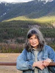 Photos by dawn marie tucker and penguin random house. About The Author Delia Owens