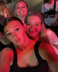 when the trip makes it out of the gc☘️🇮🇪