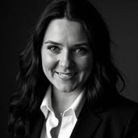 Patsy Hansen's Instagram, Twitter & Facebook