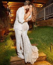 wm fussballer kevin trapp und top model izabel goulart haben sich verlobt izabel goulart kevin trapp verlobt