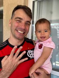 Amor da minha vida, daqui até a eternidade. Nossos destinos foram traçados  na maternidade! Te amo cada dia mais ! Viva 24 de outubro! Amor da minha  vida!! ❤️❤️❤️❤️