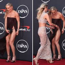 Lindsey Vonn body paint performance - sensual display of her toned physique