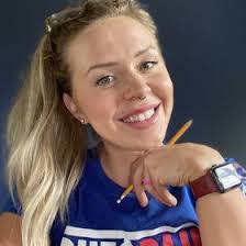 Erin Bean's Instagram, Twitter & Facebook