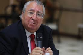 Proponen como embajador en la Santa Sede a Alberto Barranco, analista y  colaborador de EL UNIVERSAL