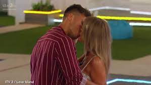 I Watched Love Island For The First Time And I Probably Won T Watch It Again Unless They Make One Big Change Maia Snow Mylondon