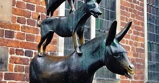 Bremen Town Musicians Of Bremen Die Bremer Stadtmusikanten Les Musiciens De Breme De Bremer Stadsmuzikanten Bremen Germany Germany Travel
