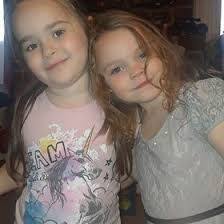 Sarah Jennison's Instagram, Twitter & Facebook