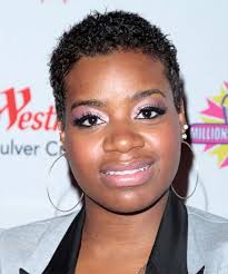It basically has smooth facial features ranging from rounded jaws, soft cheekbones along with equal length and widths. Black Women Short Haircuts For Round Faces Folade