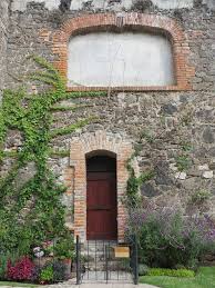 Visitamos val quirico, la toscana mexicana, pueblo en tlaxcala con arquitectura medieval inspirada en pueblitos italianos. Val Quirico Tlaxcala Hugo Jimenez Flickr