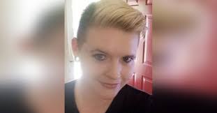 Elizabeth Lovell's Instagram, Twitter & Facebook