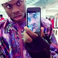 Rapper Secretly Records Album In An Apple Store