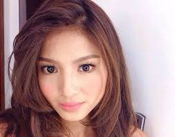 Lady luster hairstyle nadine lustre fashion avery ovard filipina beauty beauty nadine lustre nadine lustre outfits hair styles. Nadine Lustre Get Her Flawless No Makeup Makeup Look Nadine Lustre Beauty Makeup Looks