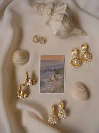 Maximize Your Beauty With Beautiful Pearl Jewelry With Images Luxury Jewelry Jewelry Photography Jewelry Accessories