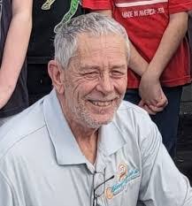 Robert Frasier's Instagram, Twitter & Facebook