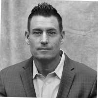 Rich Buckley's Instagram, Twitter & Facebook