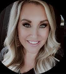 Mallory Kraft's Instagram, Twitter & Facebook