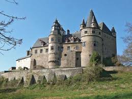 Castle Buerresheim Rhineland Palatinate Germany Were Indiana Jones Last Crusade Was Filmed Germany Castles Medieval Castles In Europe Neuschwanstein Castle
