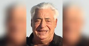 Lisa Folino's Instagram, Twitter & Facebook