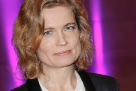 Sarah Biasini fête ses 45 ans : Mère surprotectrice, Souvenirs de Romy  Schneider, "Laideur", Coup de foudre