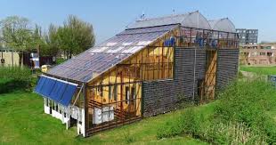 We've got 40 fun and terrific indoor greenhouse projects, just for you. Family Tests Rotterdam Self Sufficient Home Inside Greenhouse